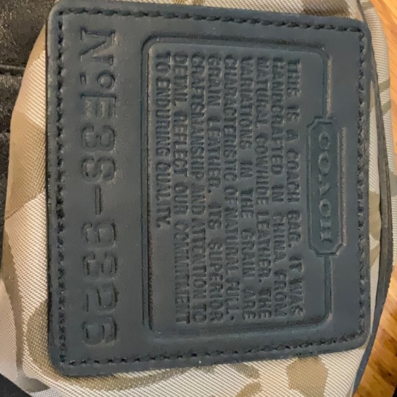 Handbag - Picture 2 of 3